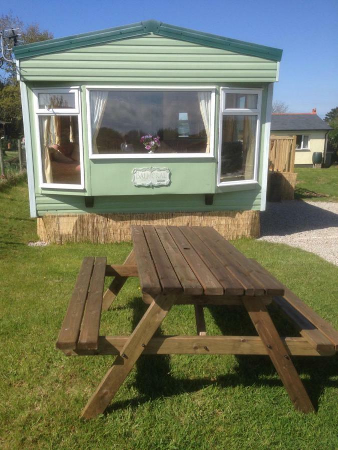 Luxury Mobile Home Near Perranporth Situated On A Quiet Farm Τρούρο Εξωτερικό φωτογραφία